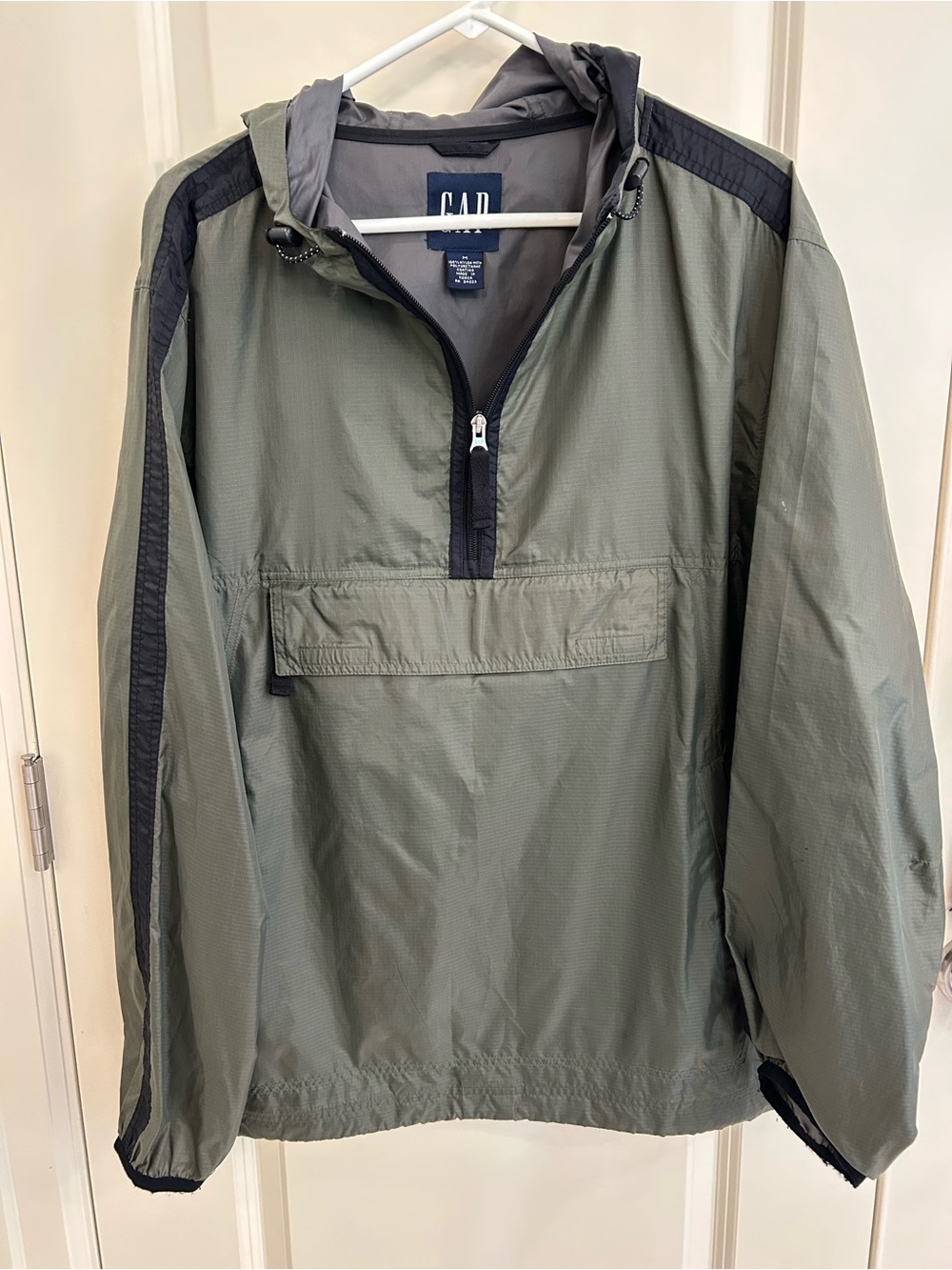GAP Olive Green Windbreaker Pullover with Black Trim